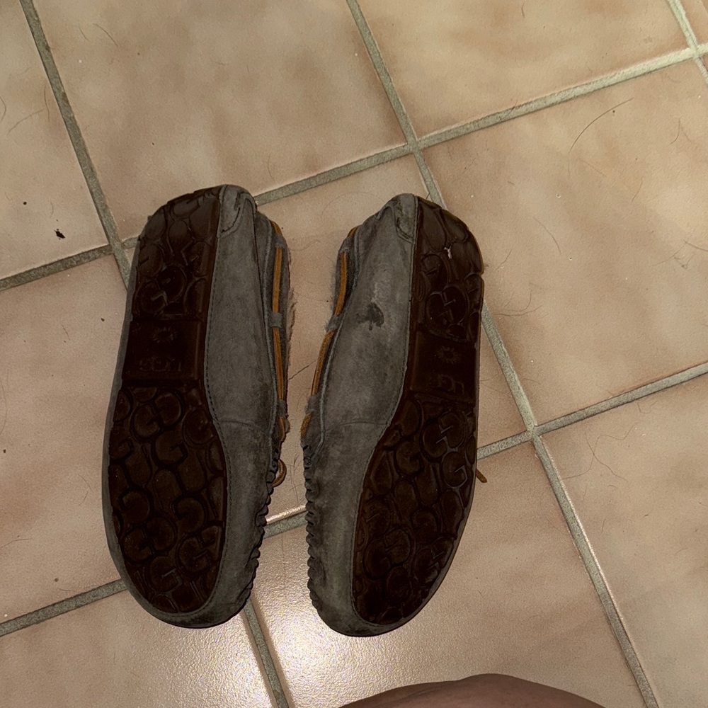 Ugg Cream Shearling-Lined Slipper - image 3